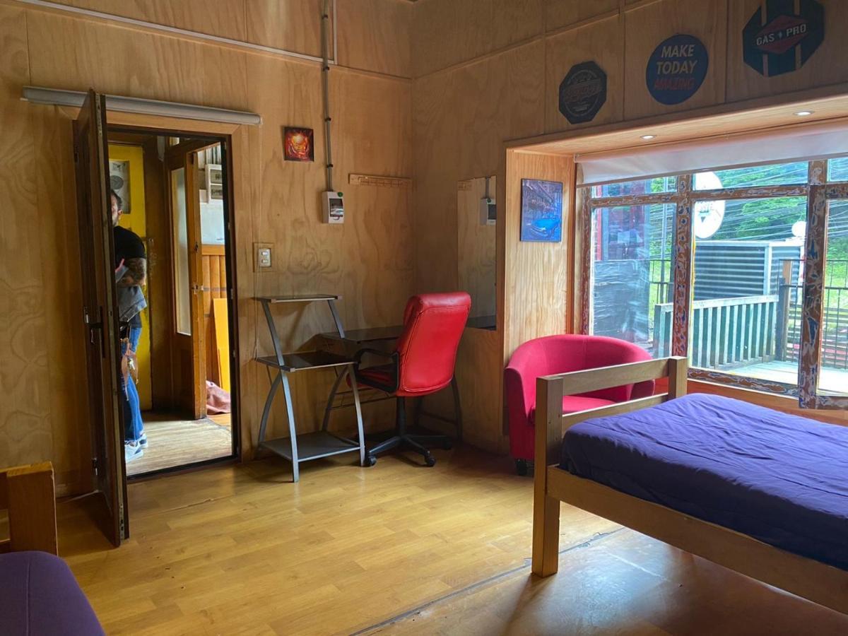 פוארטו מונט Hostal Rustik מראה חיצוני תמונה